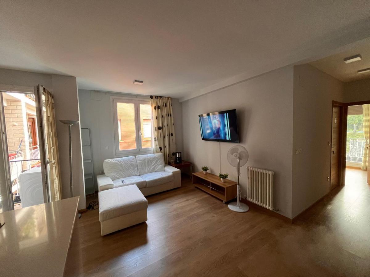 Habitacion En Vivienda Centrica Bilbao Apartment ภายนอก รูปภาพ
